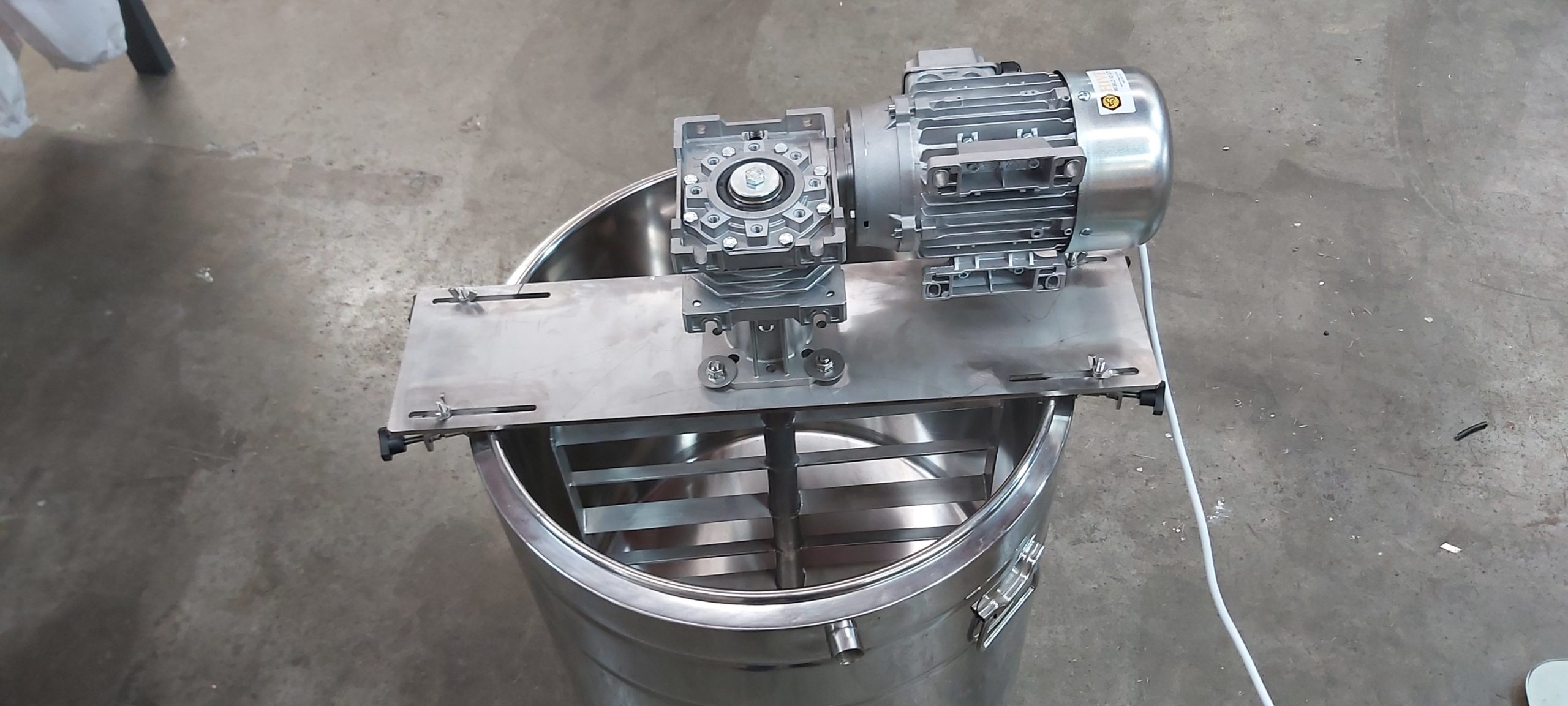 Honey Creamer/mixer Hive World