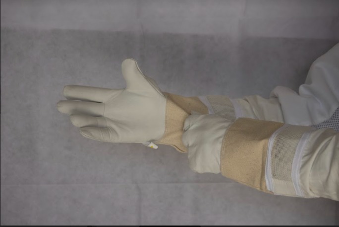 Ventilated Beekeeping Gloves